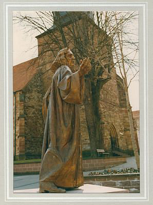 Clément, David<br>1645-1725<br>Waldensian minister in Hofgeismar, statue by Karin Bormann, Hofgeismar